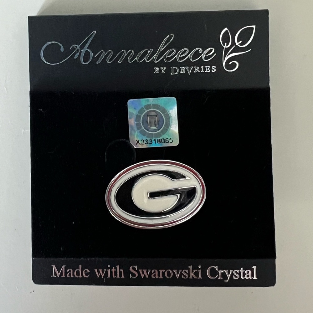University of Georgia Bulldogs UGA tie tack, one size, made with Swarovski, NWT
